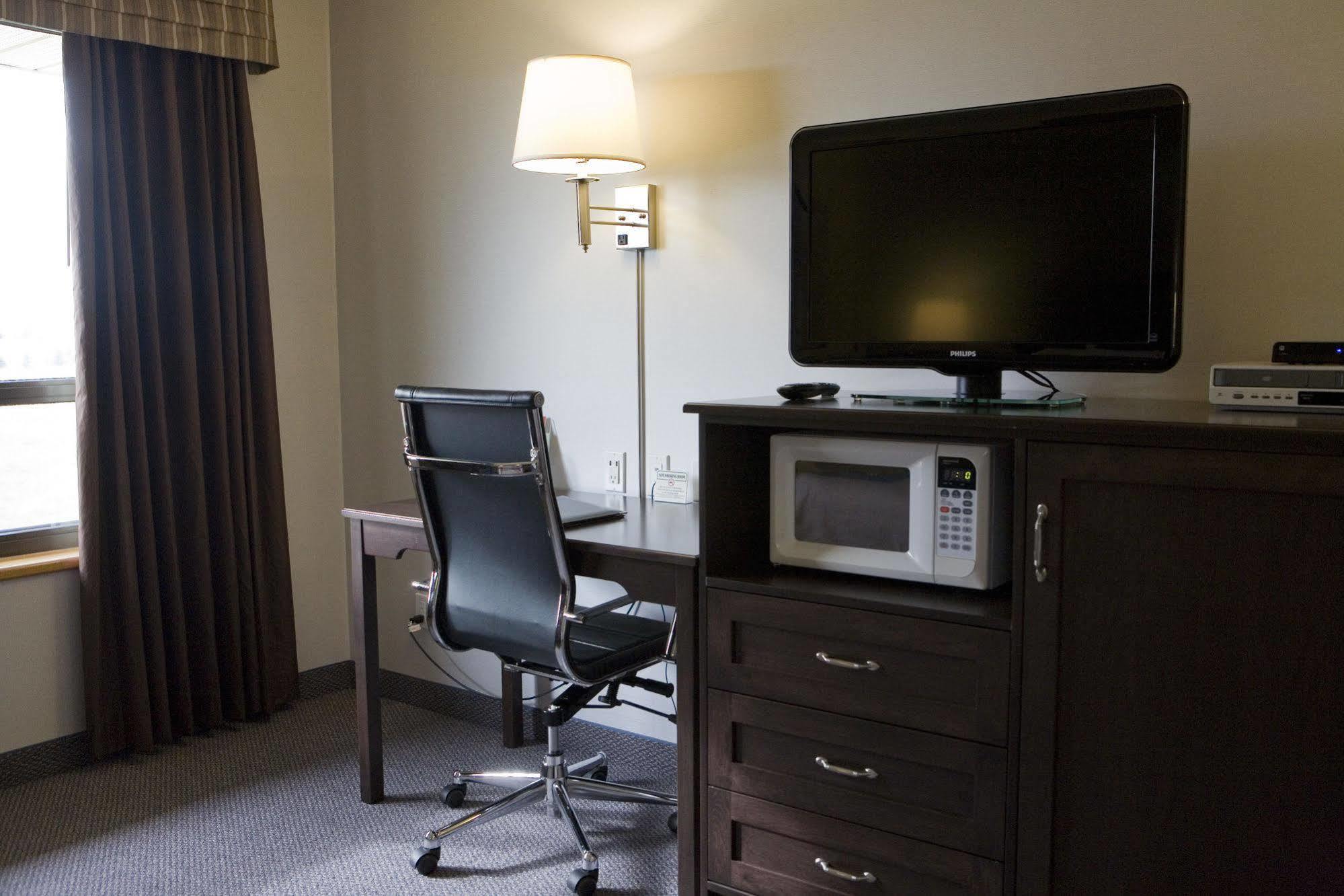 Super 8 By Wyndham Port Elgin Hotel Buitenkant foto