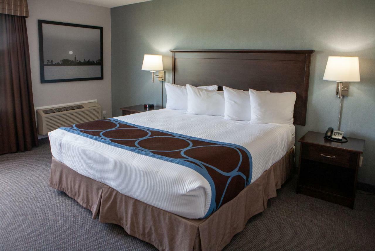 Super 8 By Wyndham Port Elgin Hotel Buitenkant foto